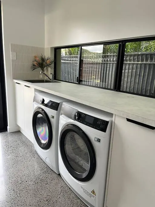 Eleven Watson Guesthouse Mossman Australia