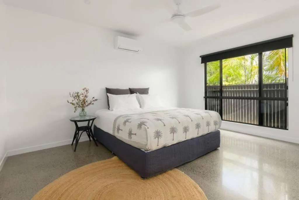 Eleven Watson Guesthouse Mossman