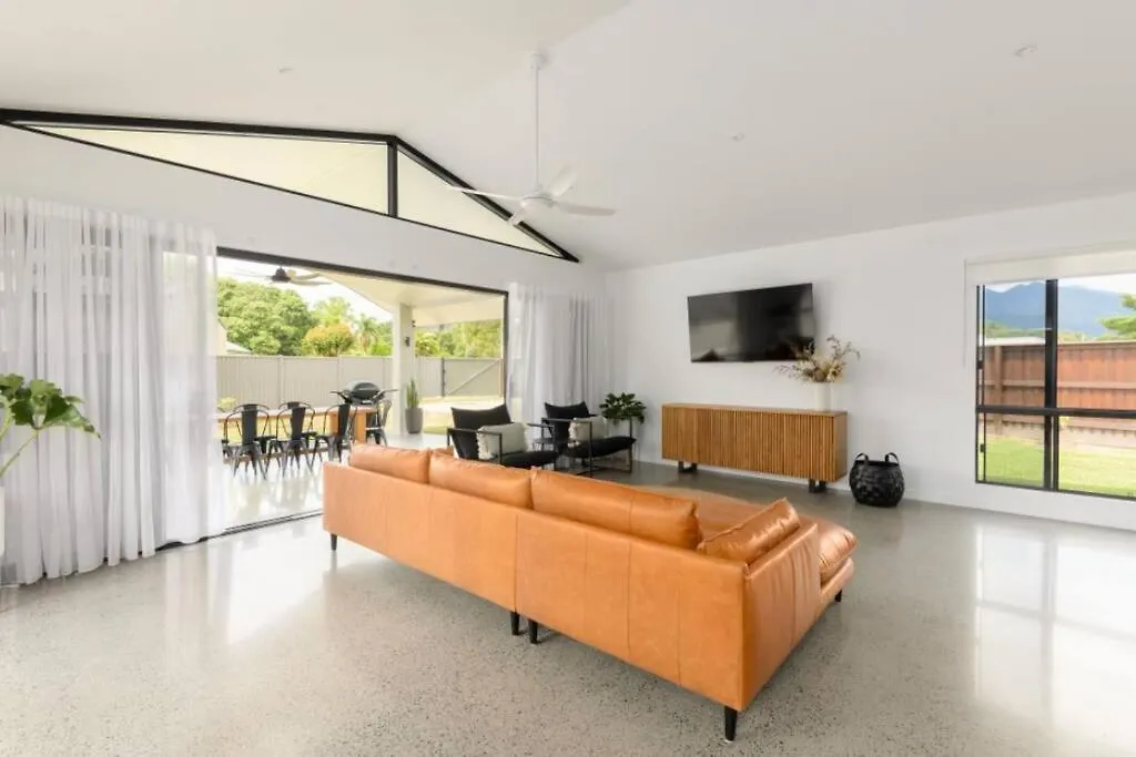 Eleven Watson Guesthouse Mossman Australia