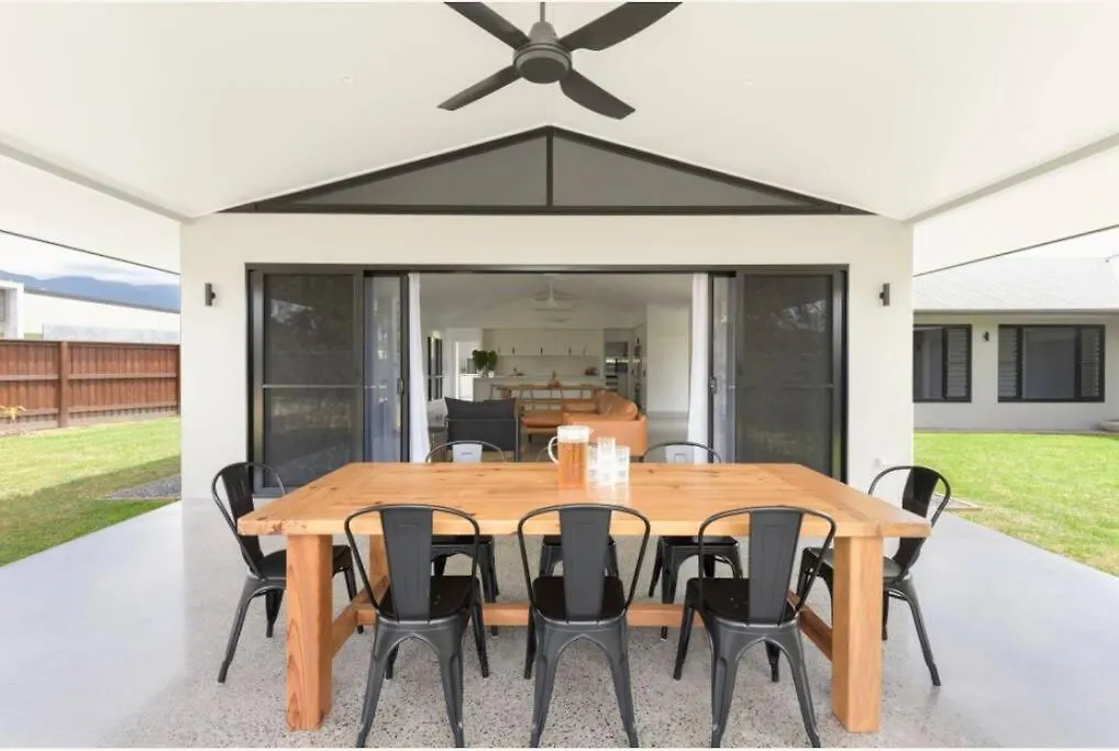 Eleven Watson Guesthouse Mossman